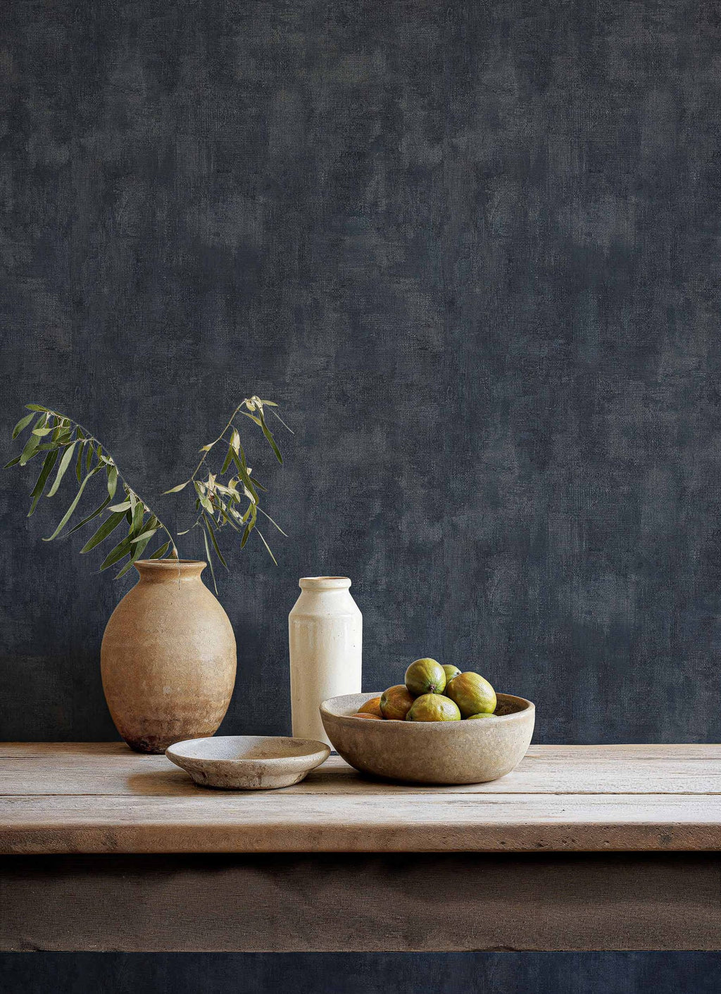 Fibras wallpaper by Coordonné in Navy, styled room