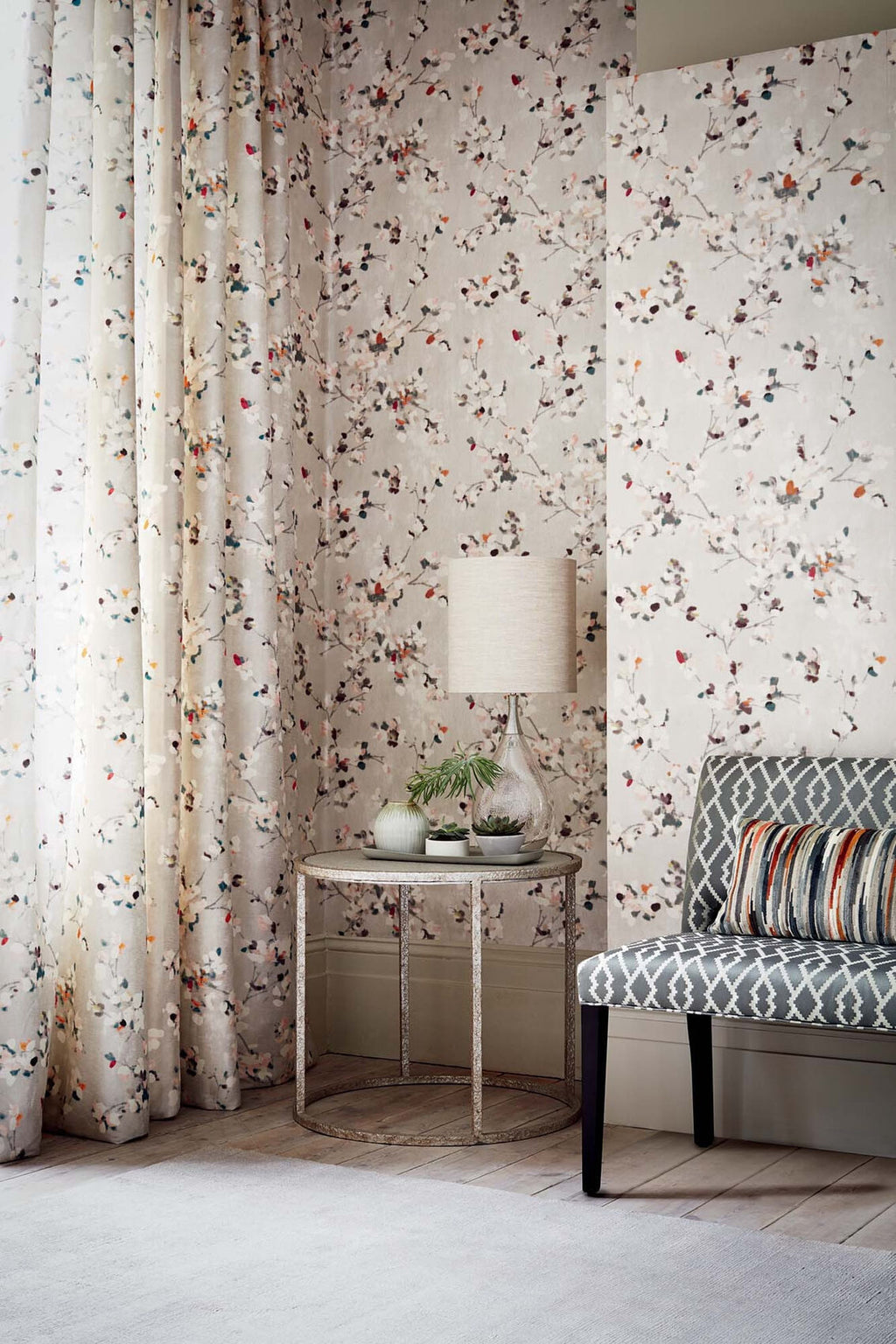 Floris wallpaper by Romo in Pink, styled room shot