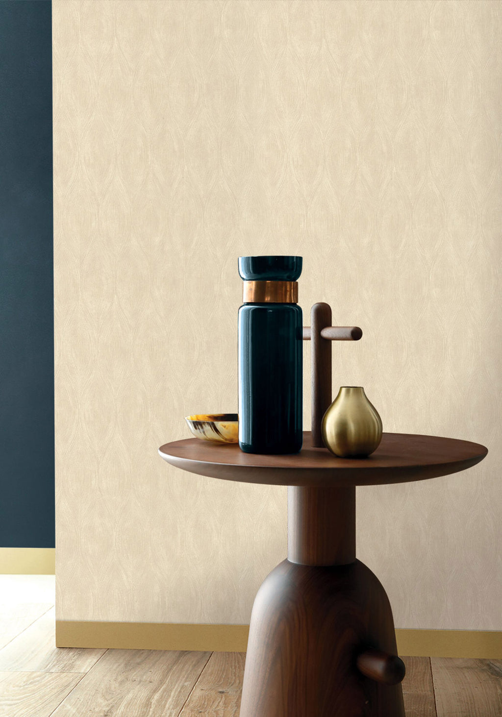Keramos wallpaper by Casamance in Cream – Ivory & Pearl, styled room shot