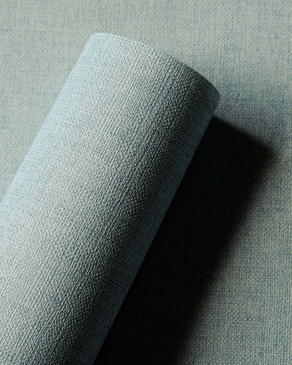Lin wallpaper by Coordonné in Green – Sage II, roll close-up