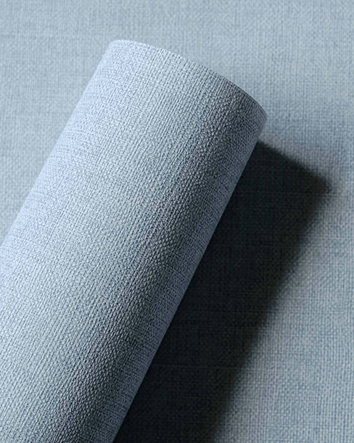Lin wallpaper by Coordonné in Blue – Ultramarine III, roll close-up