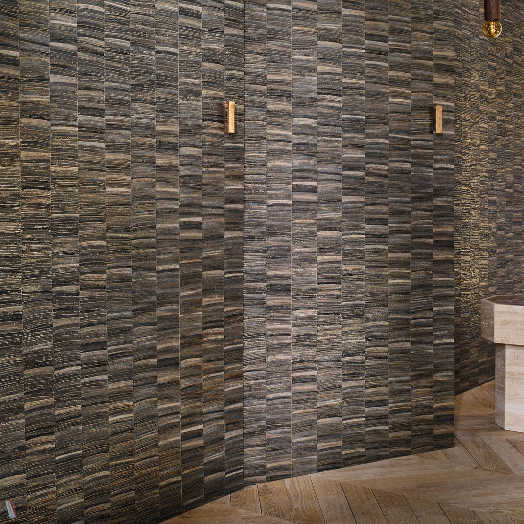 Lirio wallpaper by Casamance in Grey – Charcoal & Gold, styled room shot