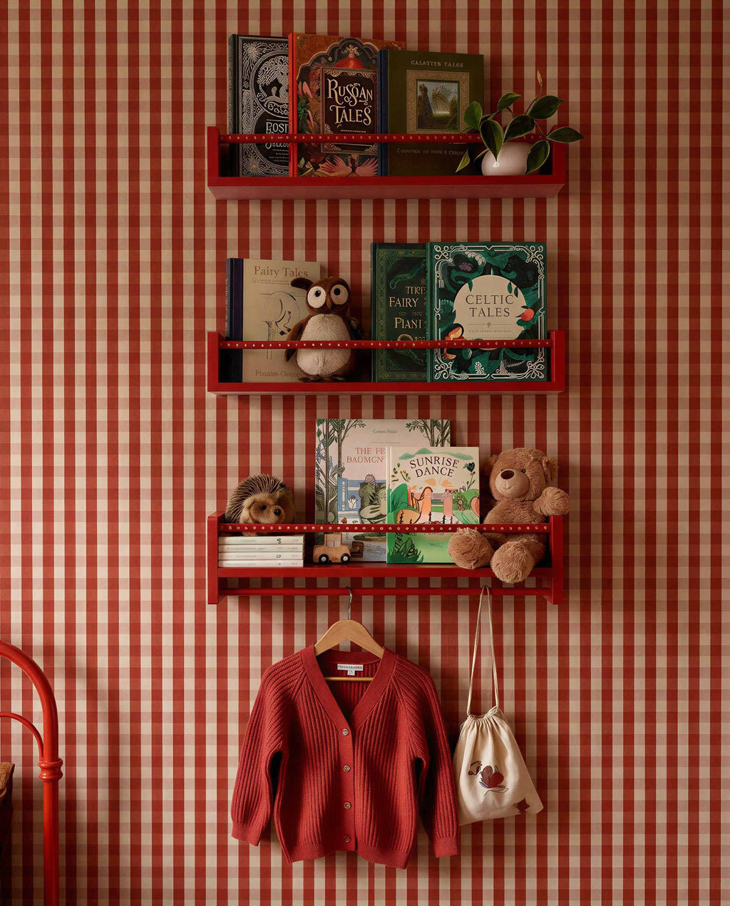 Lunch wallpaper by Coordonné in Red, styled room