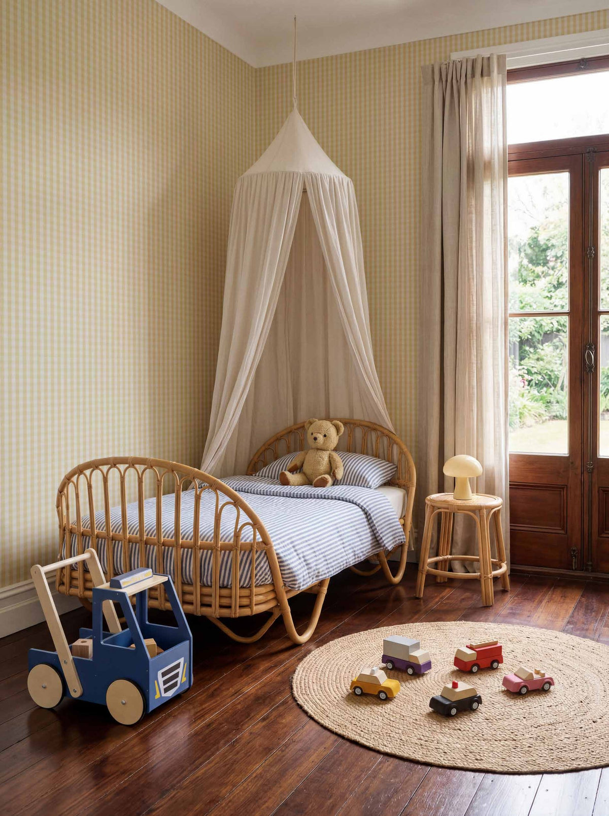 Lunch wallpaper by Coordonné in Yellow, styled room