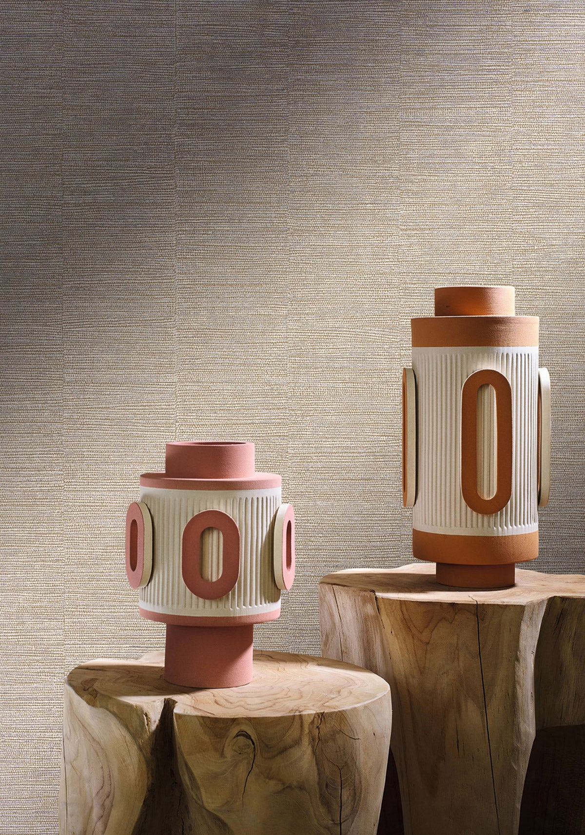 Scandium wallpaper by Casamance in Beige – Sand & Silver, styled room shot