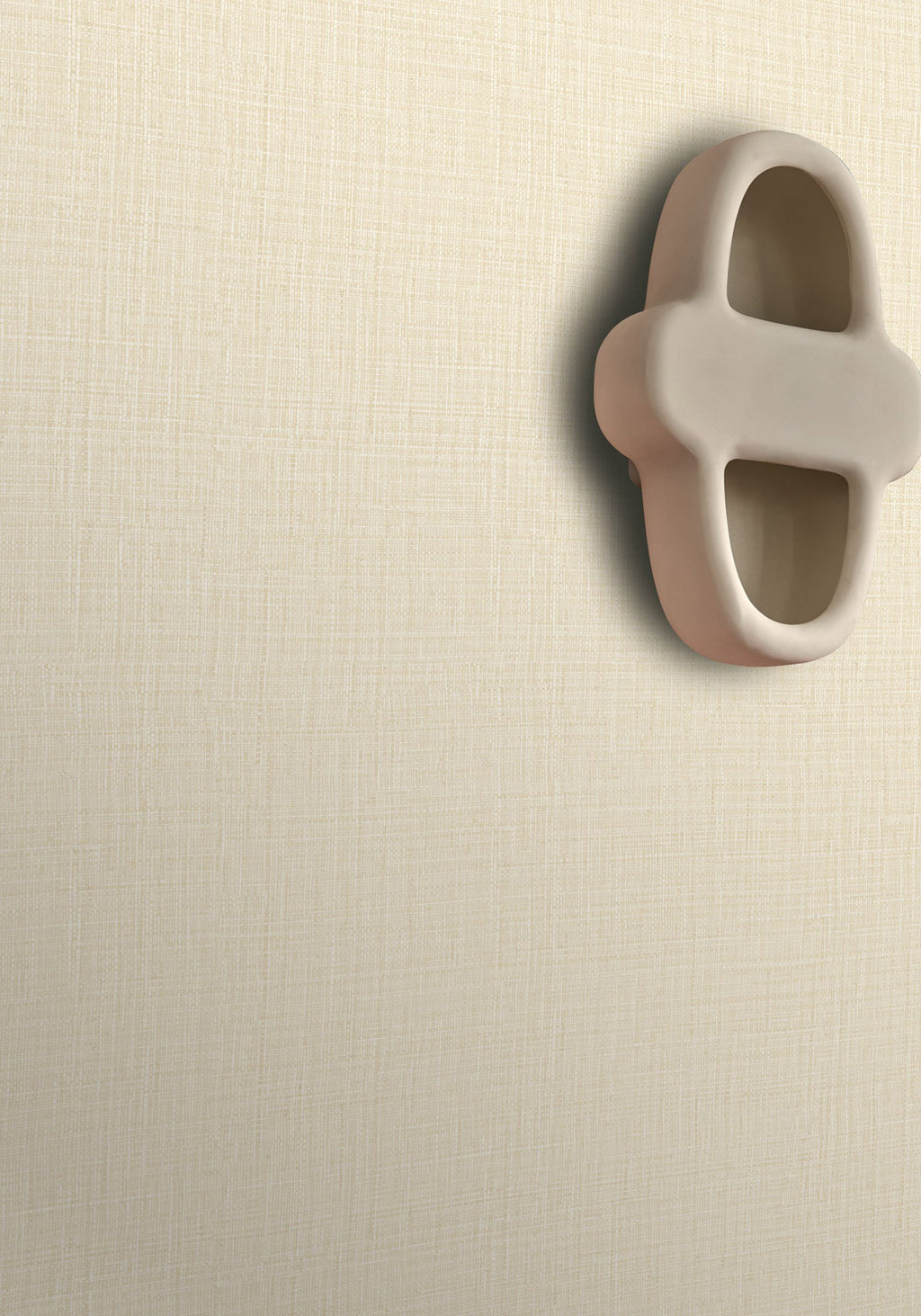 Sierra wallpaper by Casamance in Cream – Ivory, styled room shot