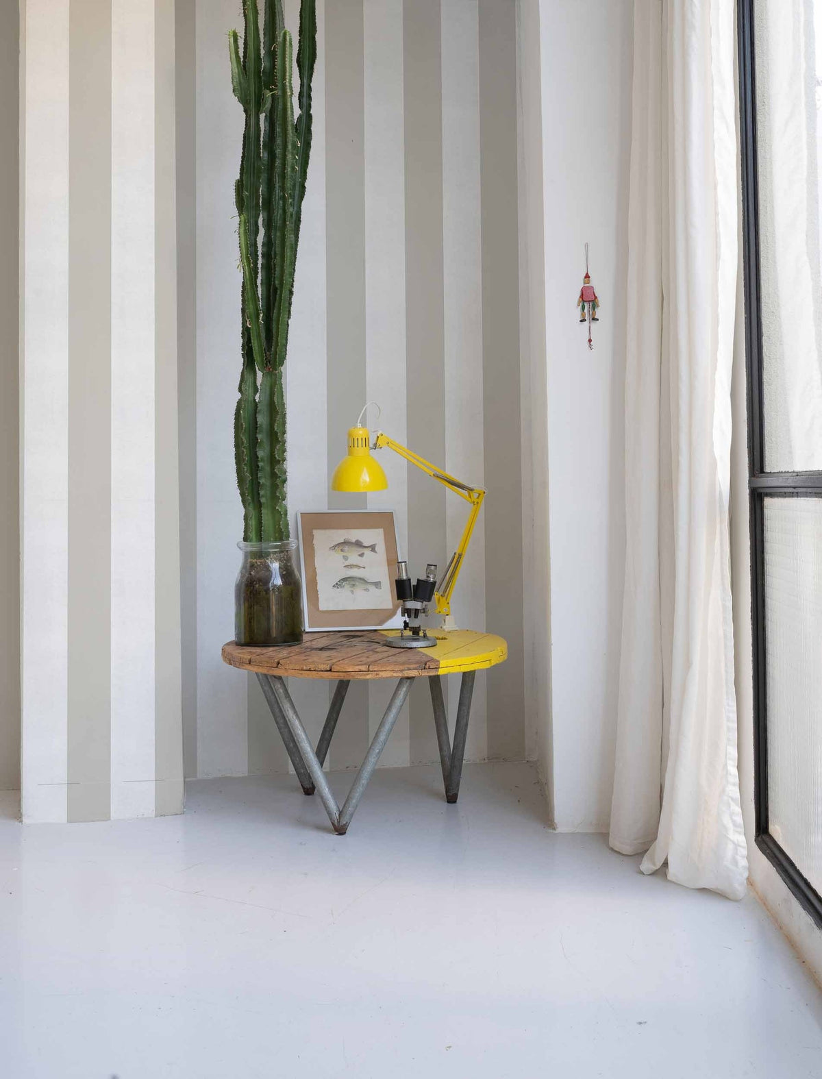 Stripe 8 wallpaper by Coordonné in Beige, styled room