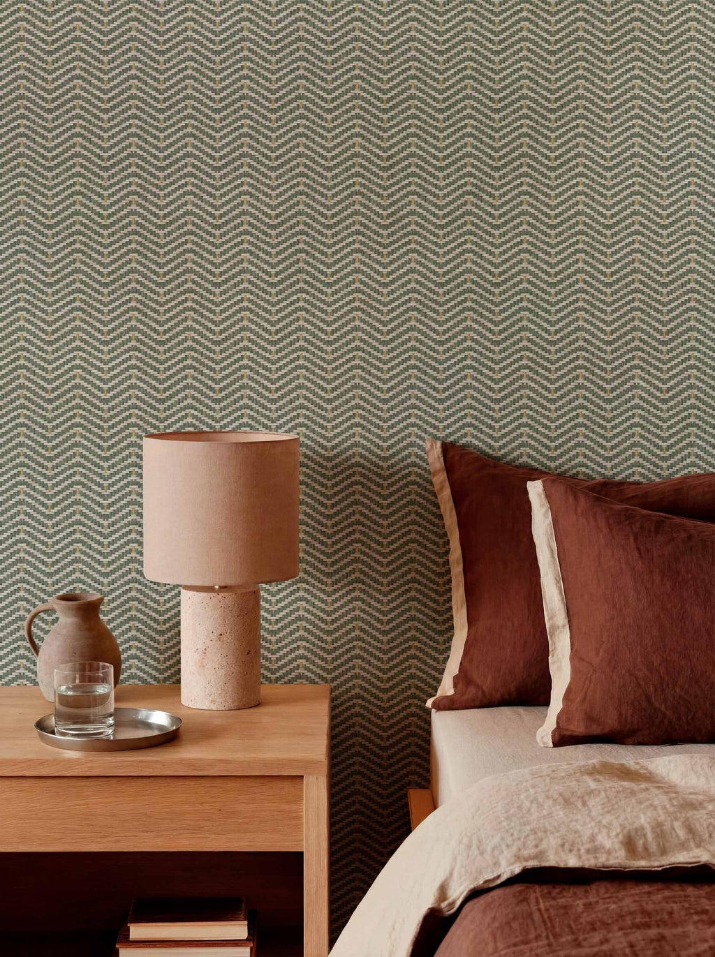 Zigzagueo wallpaper by Coordonné in Green, styled room