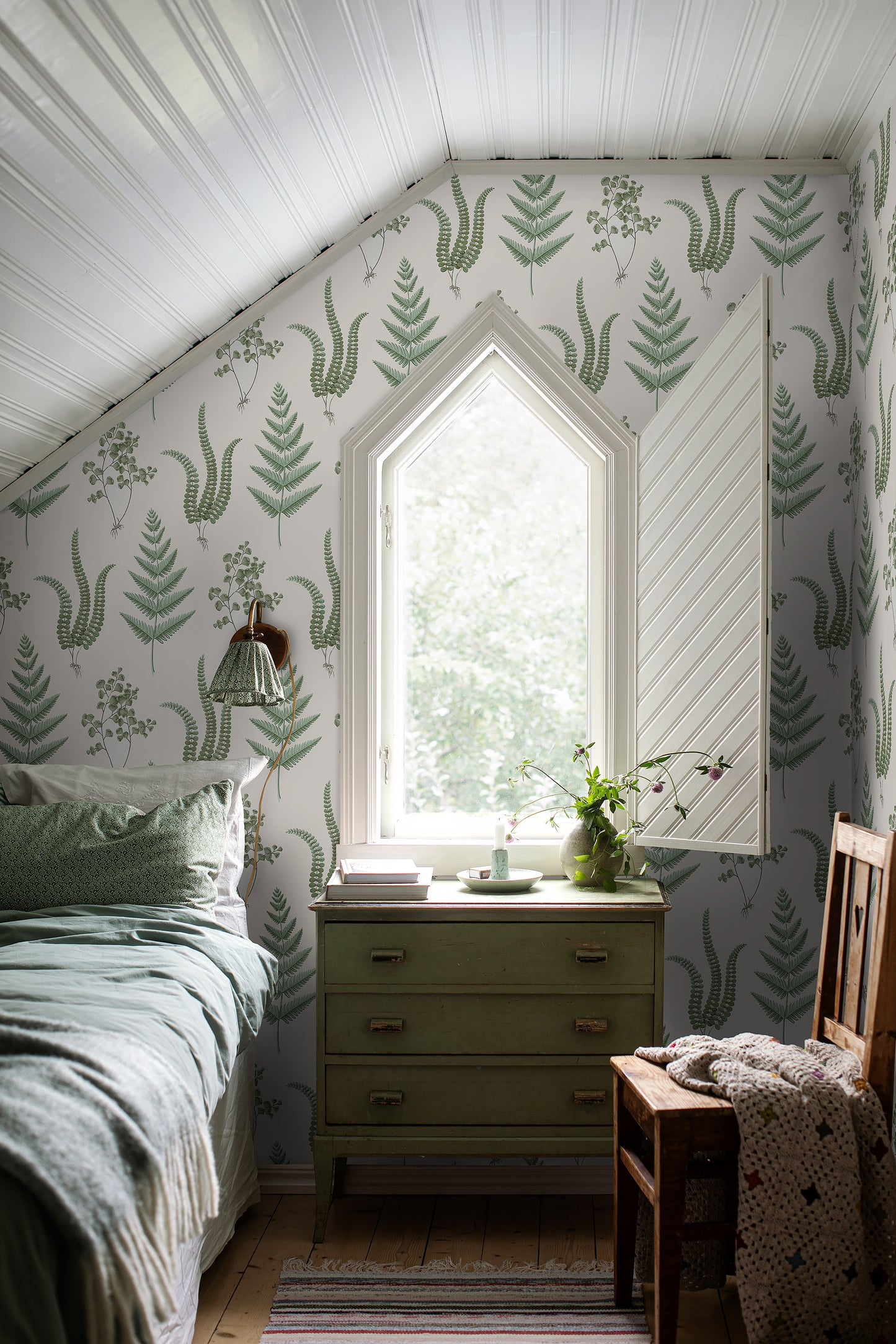 Herba - White , Green - Wallpaper Trader